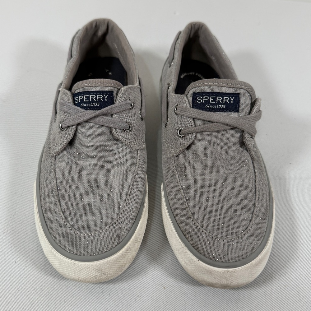 Sperry Women's Gray, sparkling Boat Shoes, size 6 women’s, super cute!!